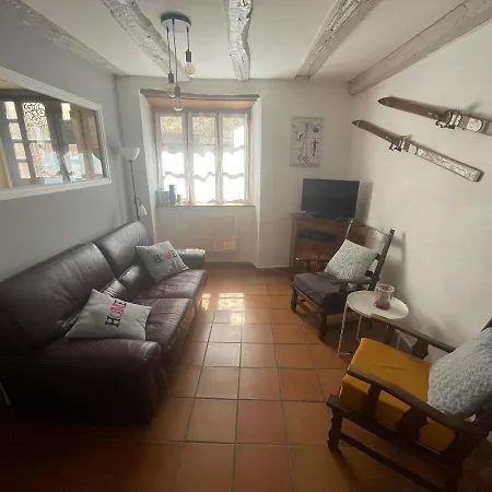 Maison Agreable A Holiday home Sarrancolin